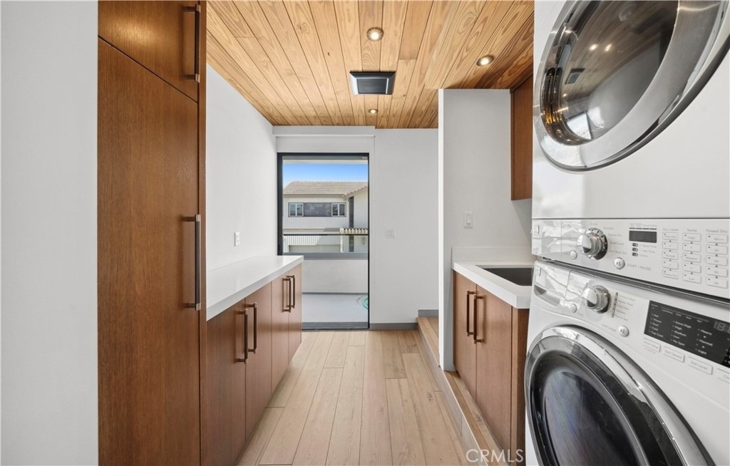 800 W Oceanfront - Photo 26