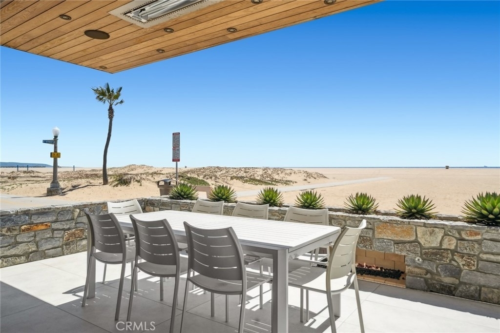 800 W Oceanfront - Photo 5