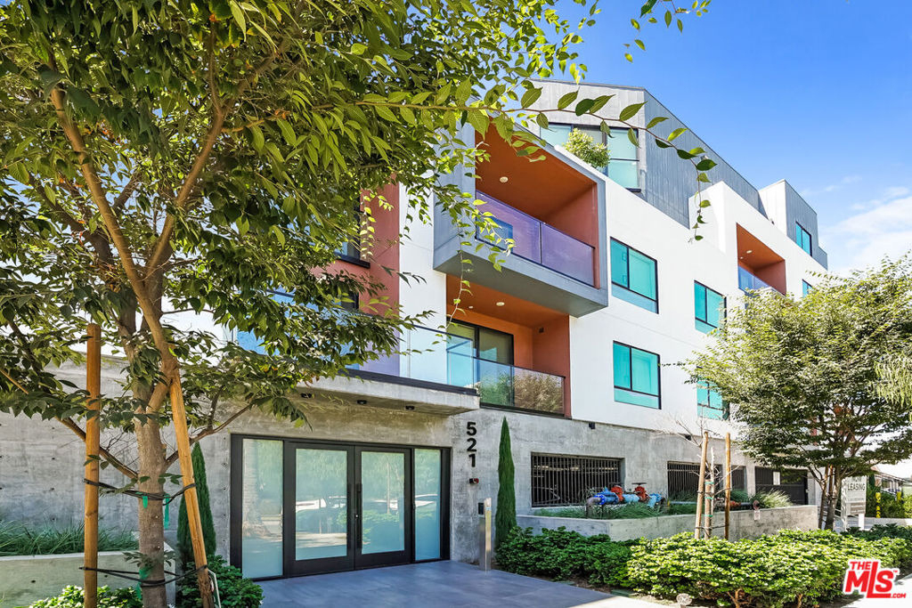 521 N Gramercy Place - Photo 7