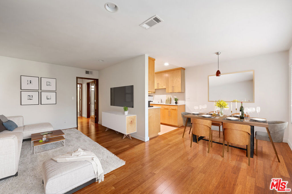 931 N Alfred Street - Photo 2