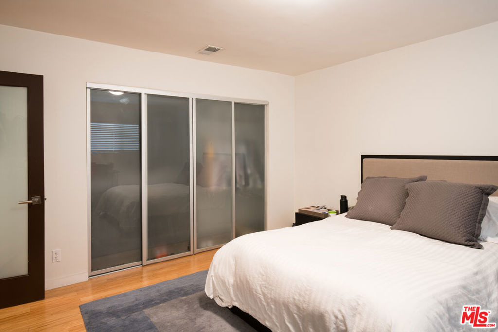 931 N Alfred Street - Photo 20