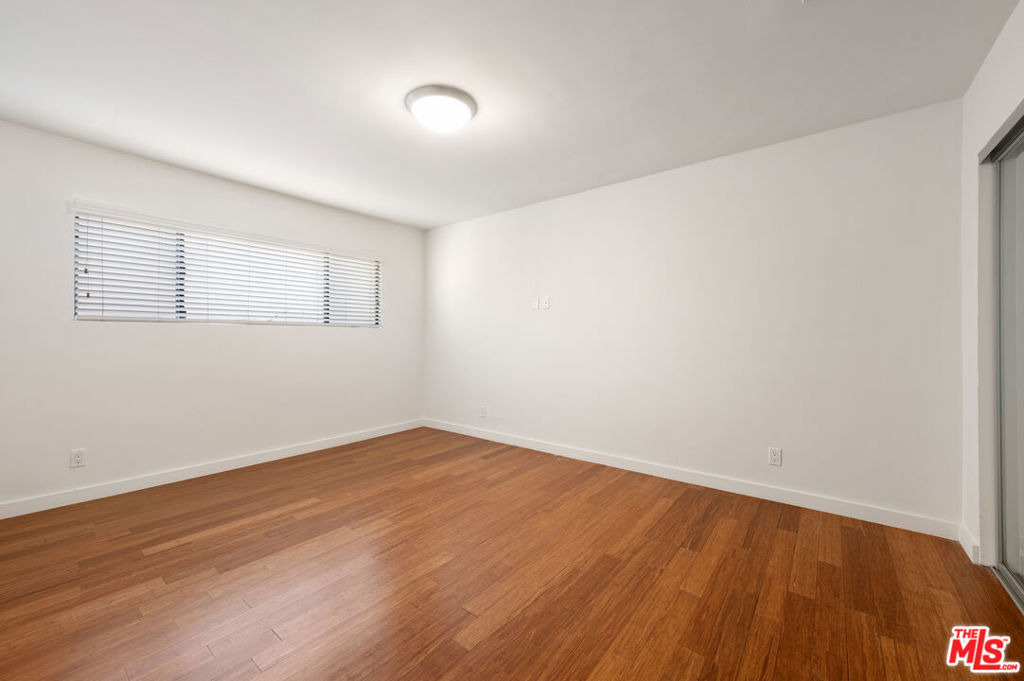 931 N Alfred Street - Photo 4