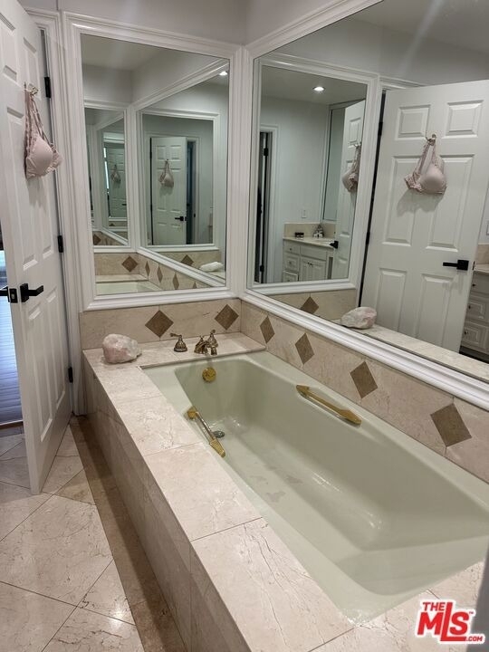 324 N Palm Drive - Photo 42