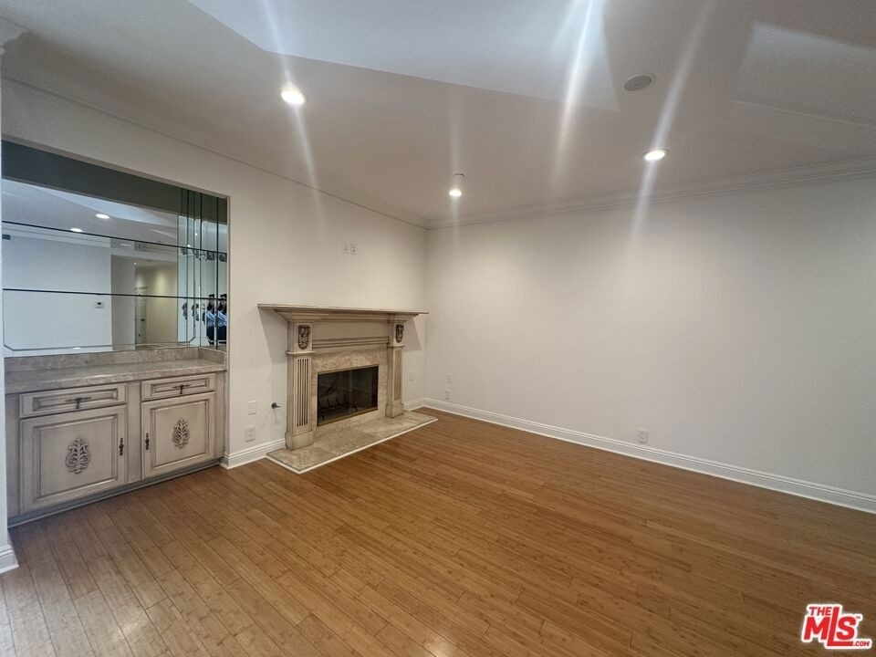 324 N Palm Drive - Photo 50