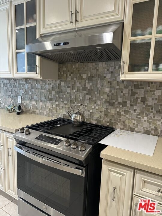 324 N Palm Drive - Photo 12