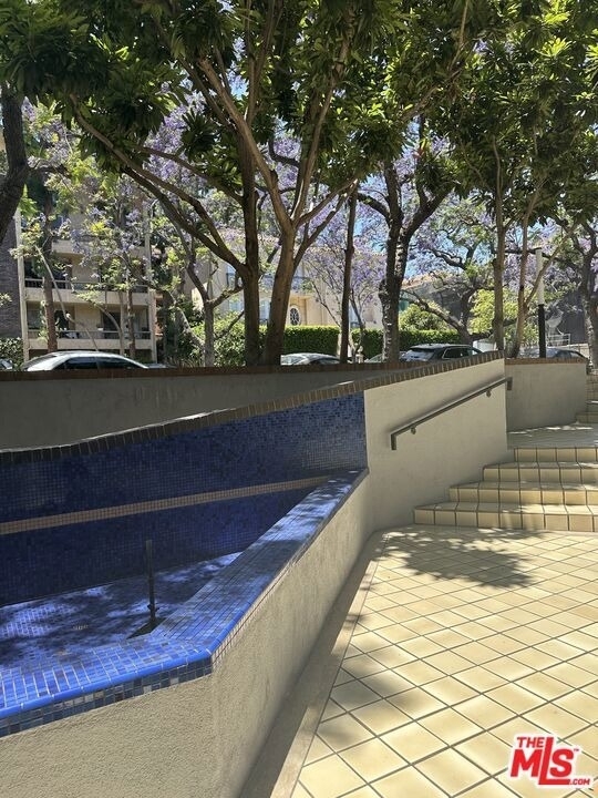 324 N Palm Drive - Photo 27