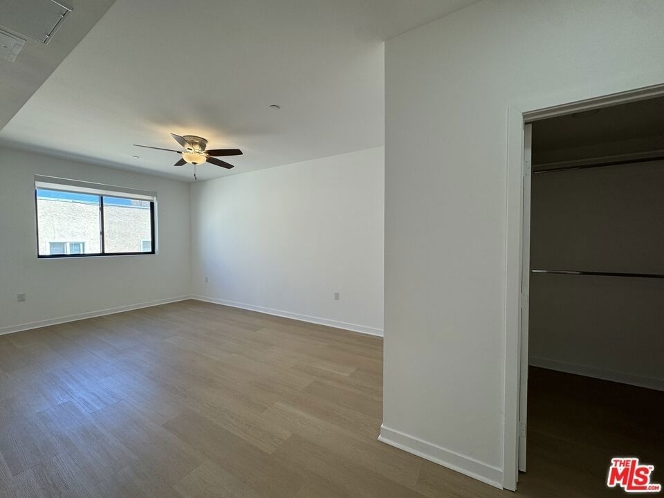 3977 Beverly Boulevard - Photo 4