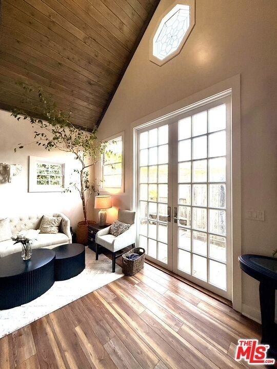 370 Main Street - Photo 1