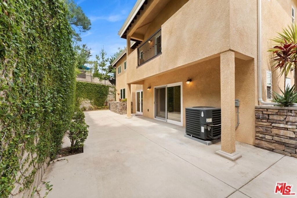 1630 Bridgeport Drive - Photo 46