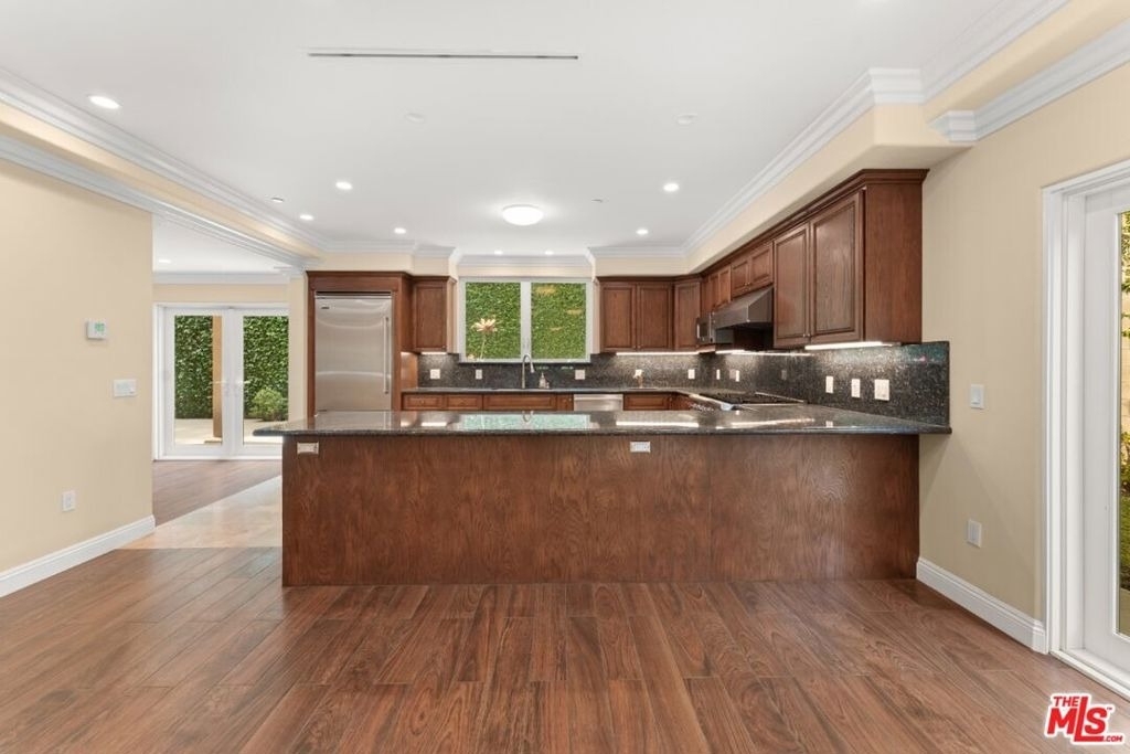 1630 Bridgeport Drive - Photo 10