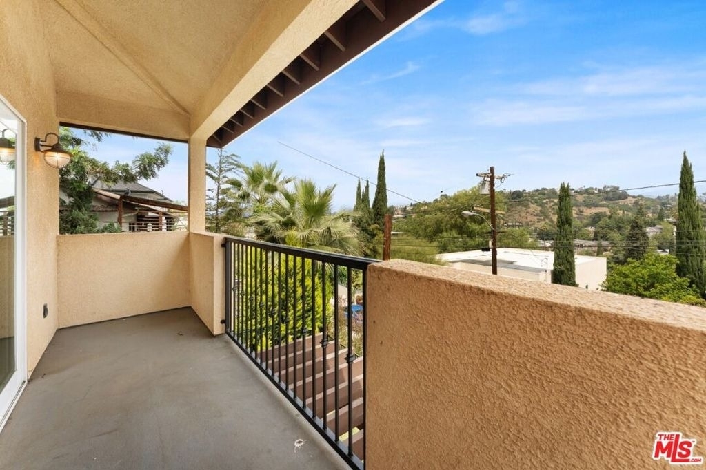 1630 Bridgeport Drive - Photo 23