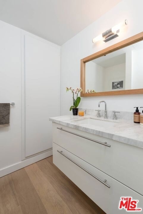 838 N Doheny Drive - Photo 18