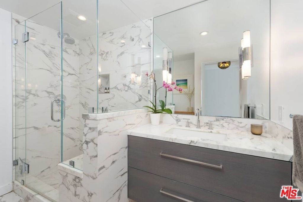 838 N Doheny Drive - Photo 22