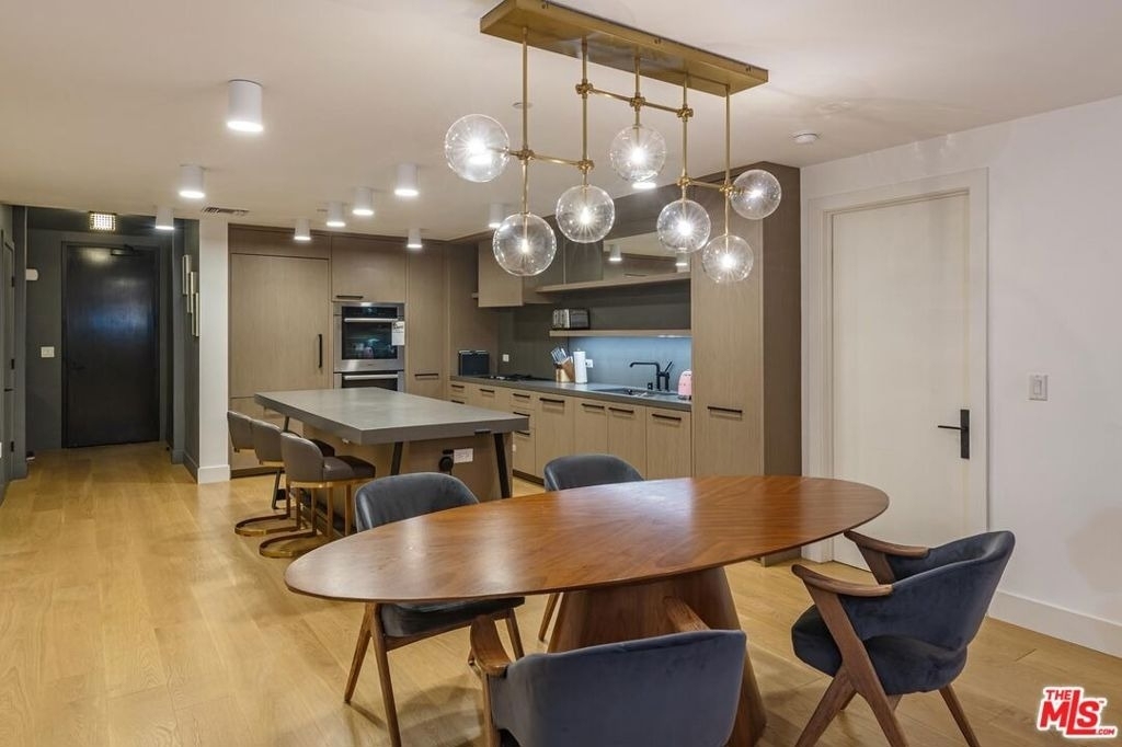 10777 Wilshire Boulevard - Photo 9