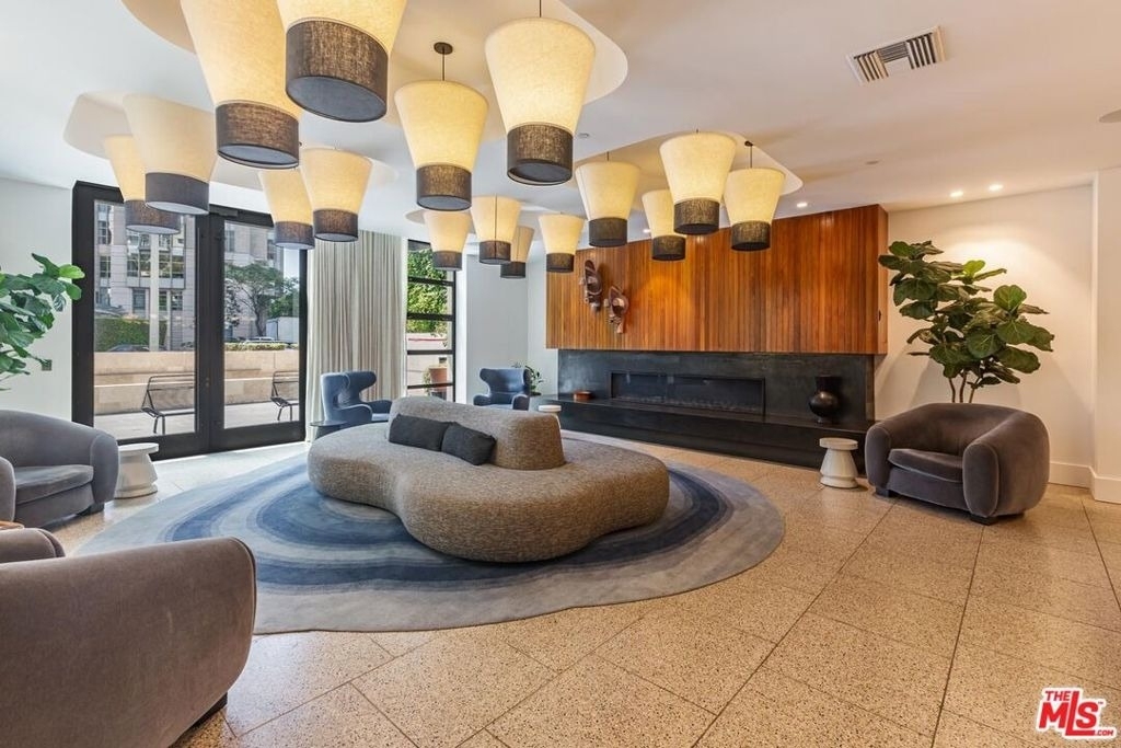 10777 Wilshire Boulevard - Photo 28