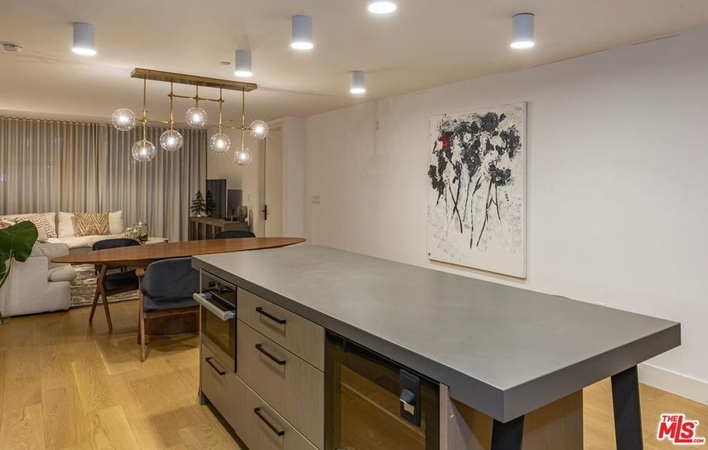 10777 Wilshire Boulevard - Photo 10