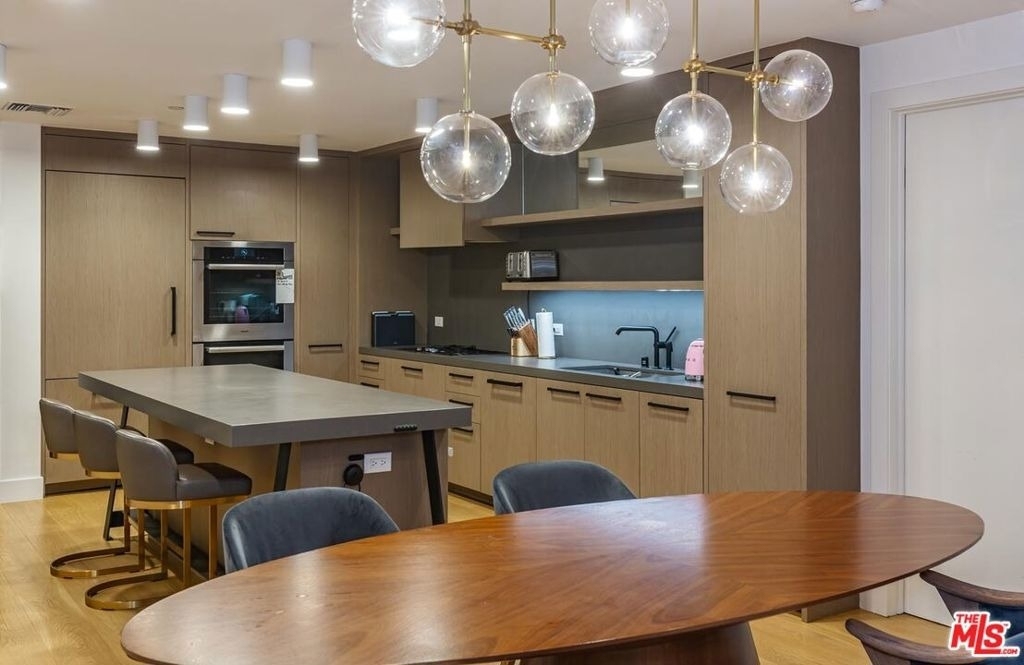 10777 Wilshire Boulevard - Photo 8