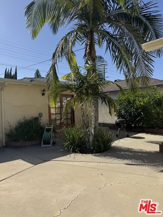 5412 Hazeltine Avenue - Photo 20