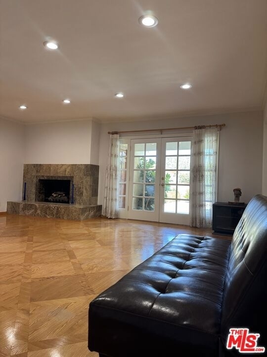 5412 Hazeltine Avenue - Photo 14