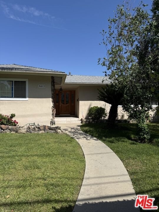 5412 Hazeltine Avenue - Photo 1