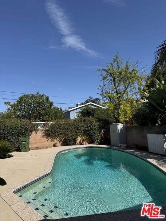 5412 Hazeltine Avenue - Photo 25