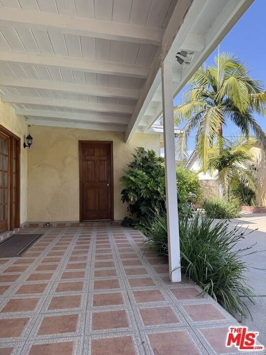 5412 Hazeltine Avenue - Photo 21