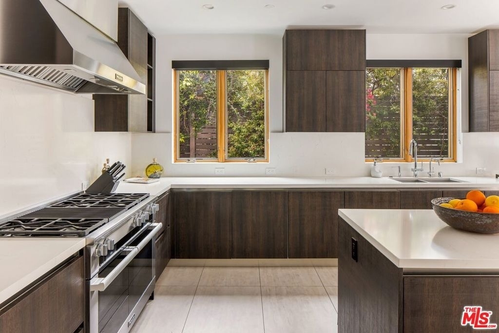 12443 W Sunset Boulevard - Photo 8