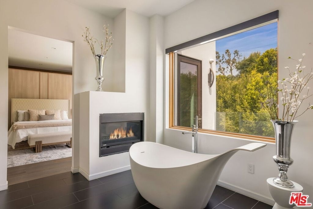 12443 W Sunset Boulevard - Photo 16