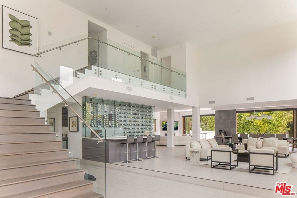 12443 W Sunset Boulevard - Photo 11