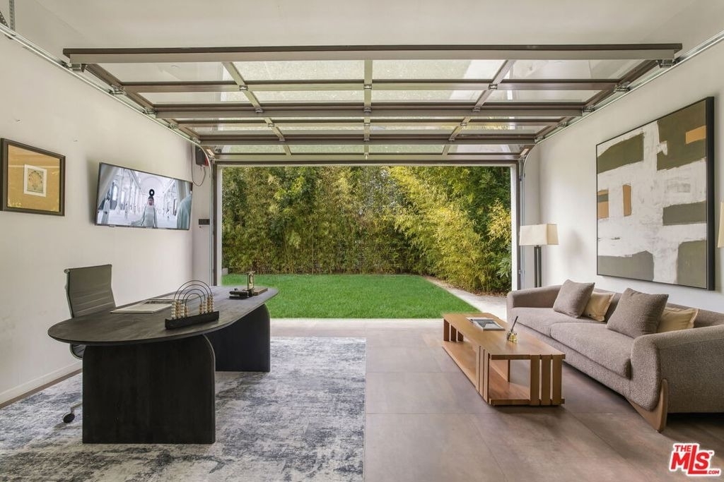12443 W Sunset Boulevard - Photo 34