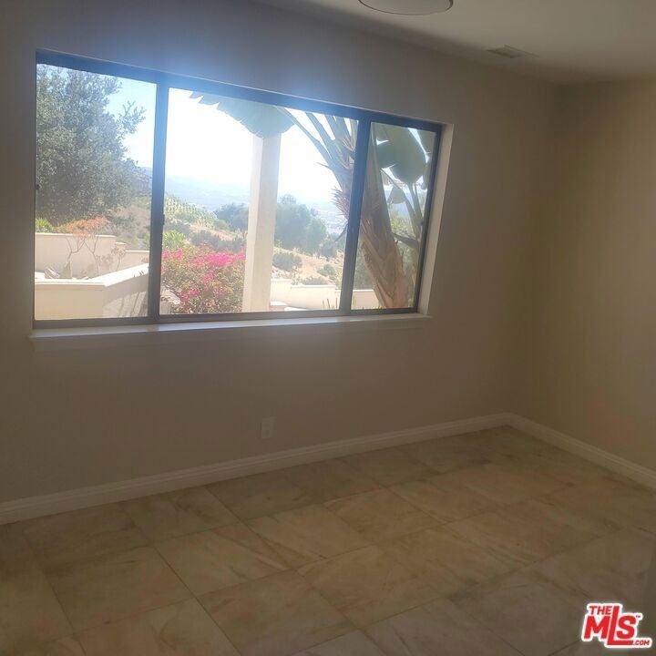 42100 Parado Del Sol Drive - Photo 11
