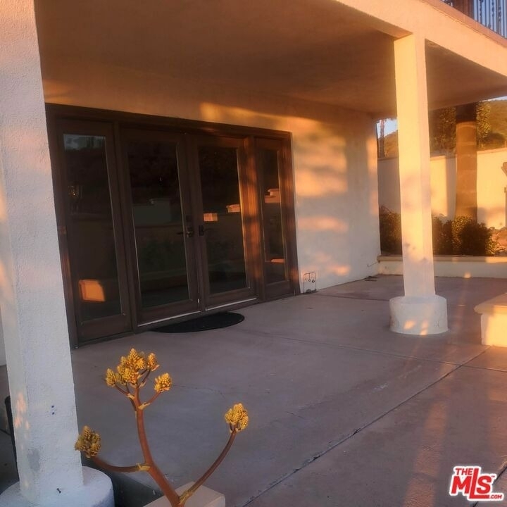 42100 Parado Del Sol Drive - Photo 0