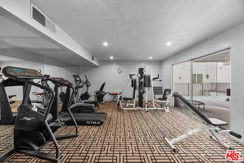 1515 S Beverly Drive - Photo 24