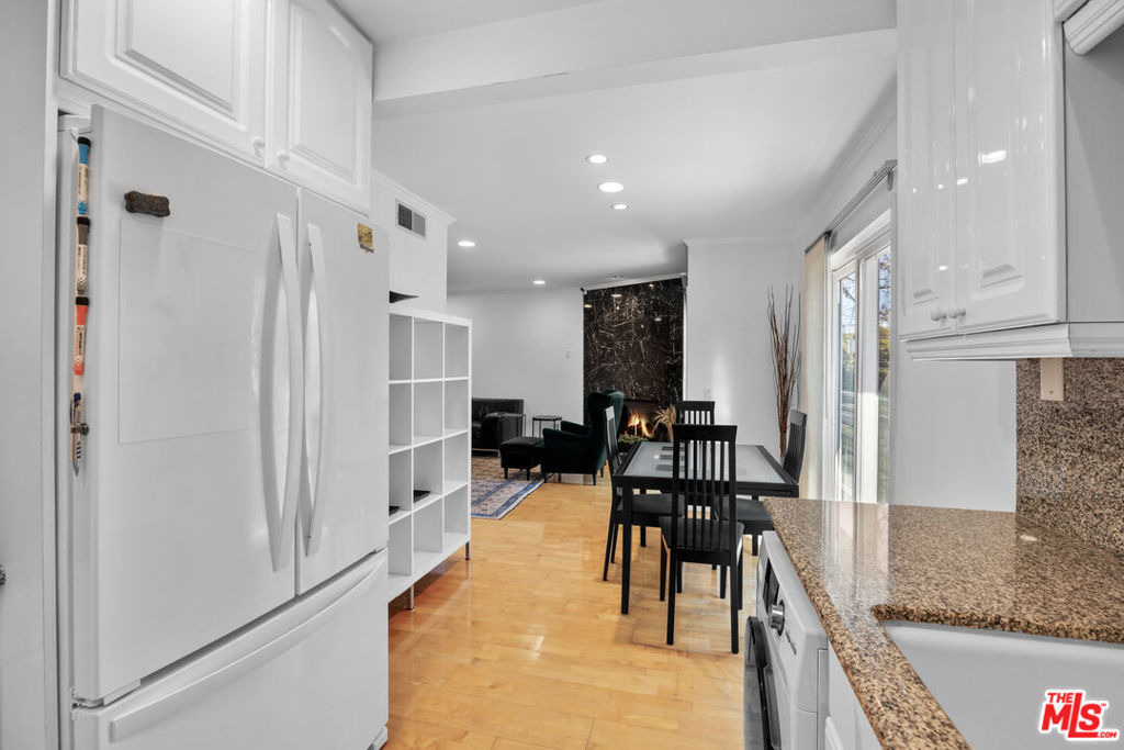 1515 S Beverly Drive - Photo 10
