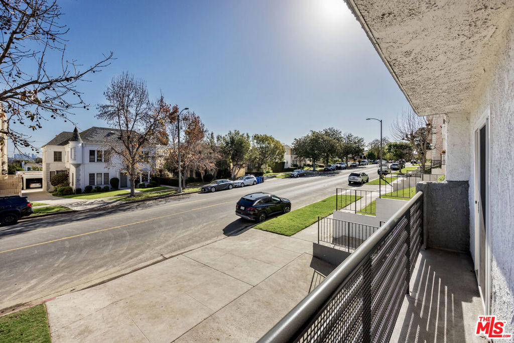 1515 S Beverly Drive - Photo 20