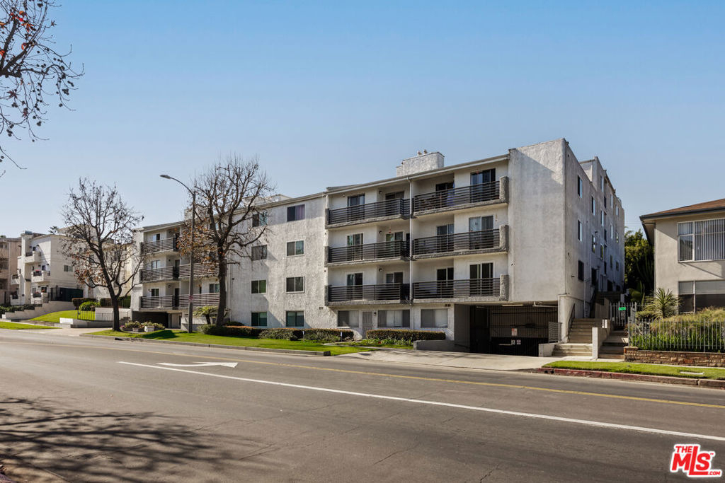1515 S Beverly Drive - Photo 29