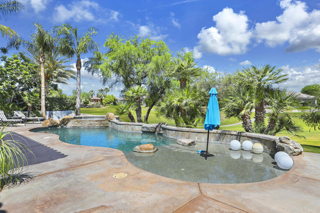 267 Loch Lomond Road - Photo 2