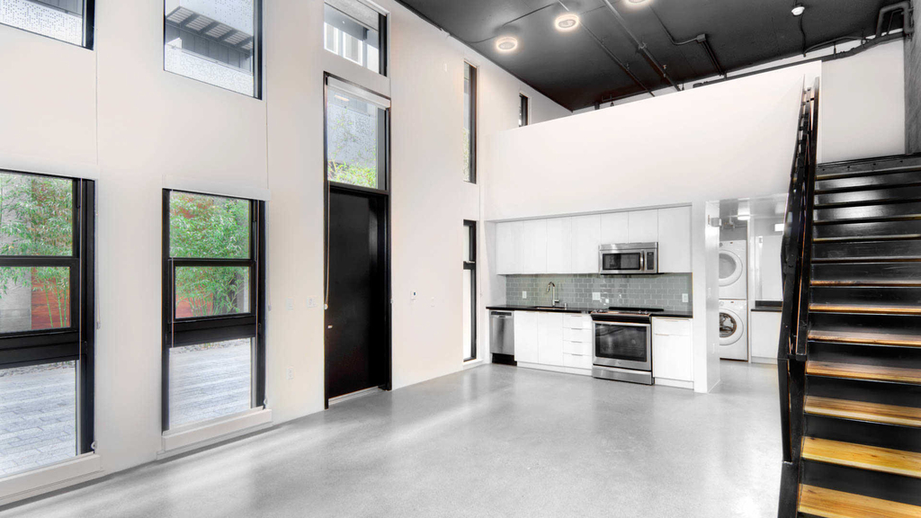 1010 16th St - Photo 12