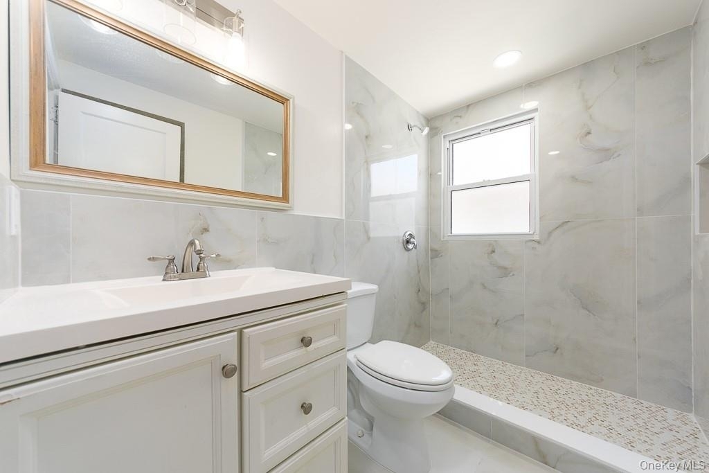 353 W Jamaica Avenue - Photo 4