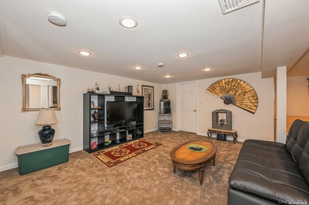 41 Eaton Road - Photo 11