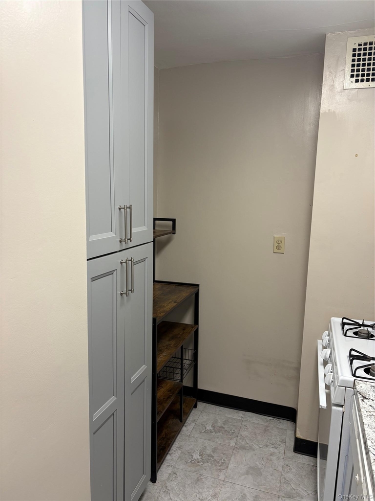 101 Clinton Avenue - Photo 8