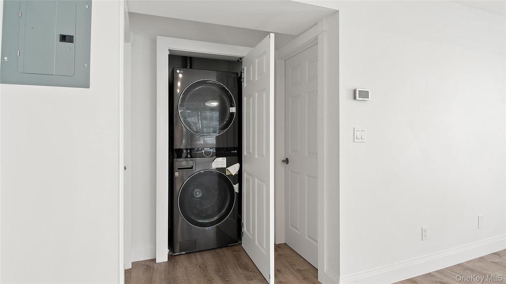 33 Devoe Street - Photo 7