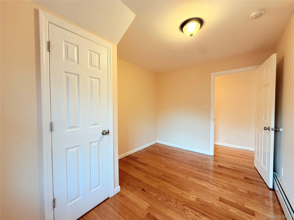 239-13 86th Avenue - Photo 16