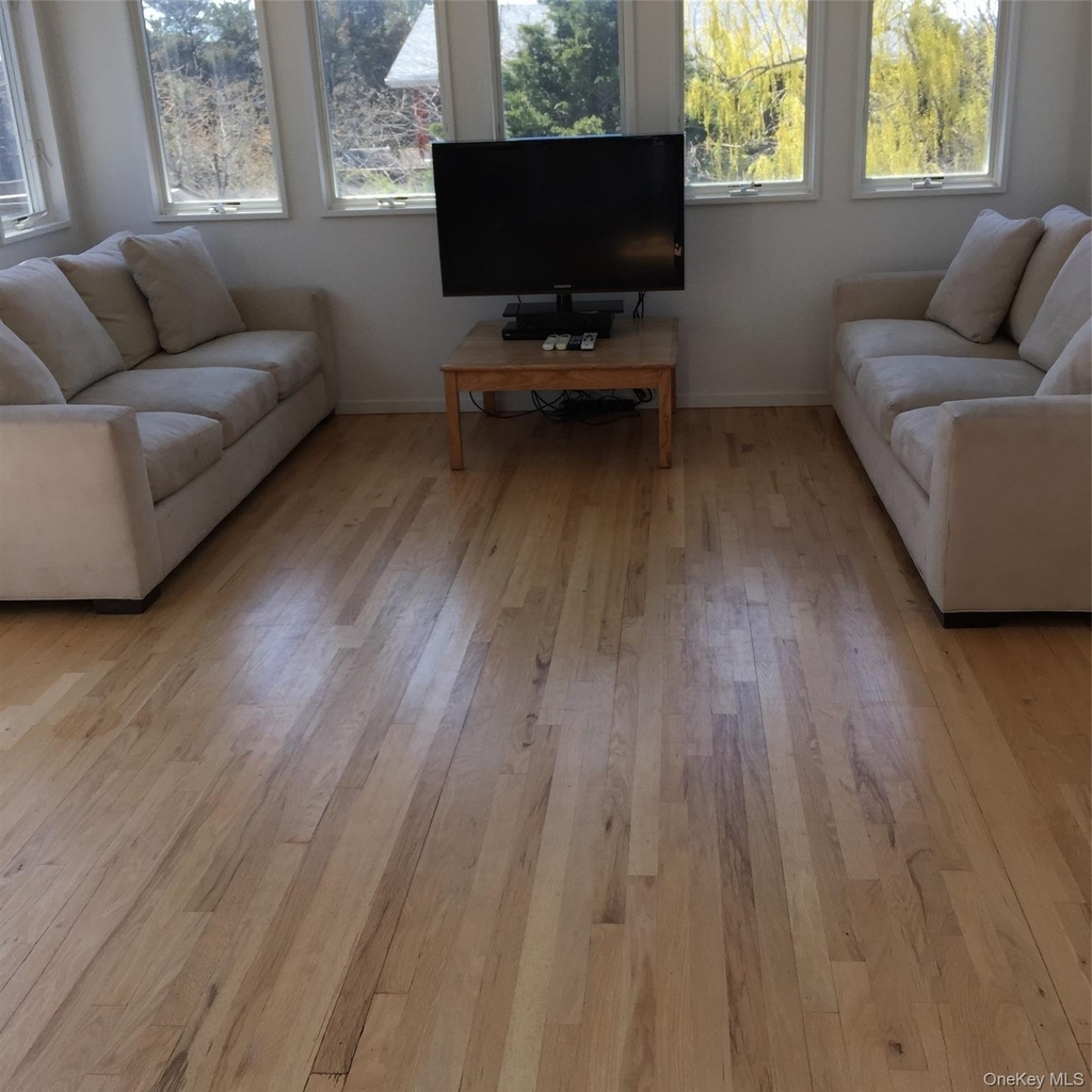 42 Evergreen - Photo 1