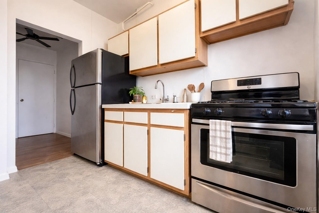 10 Franklin Avenue - Photo 3