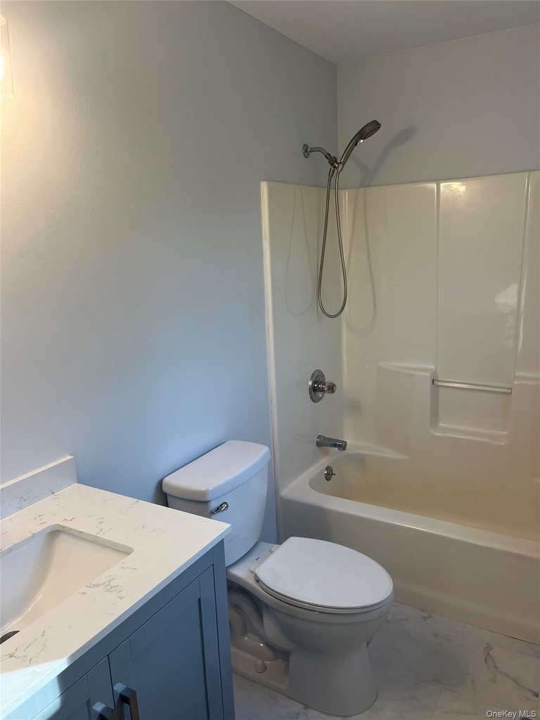 8 Marion Avenue - Photo 13