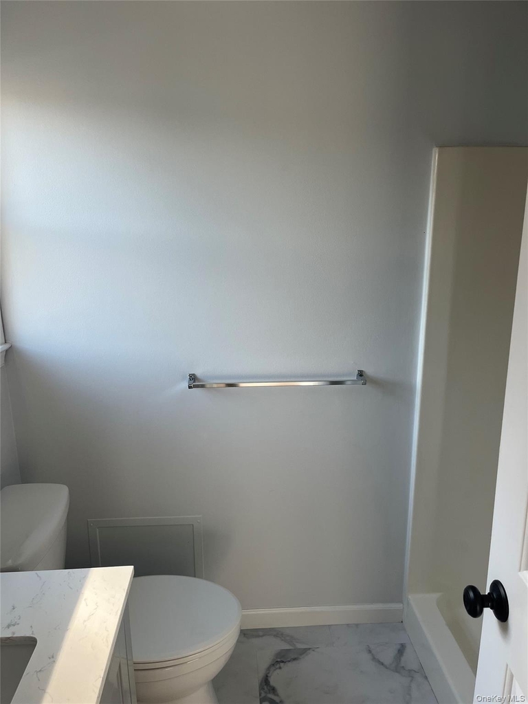 8 Marion Avenue - Photo 17