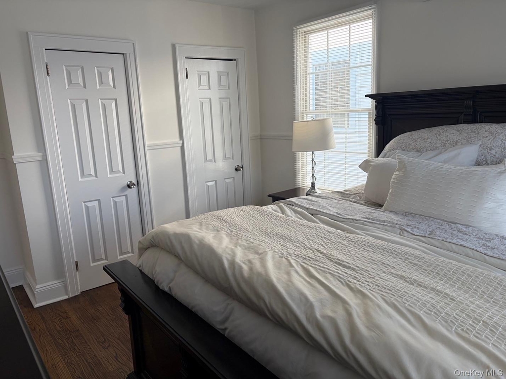 326 E Walnut Street - Photo 9