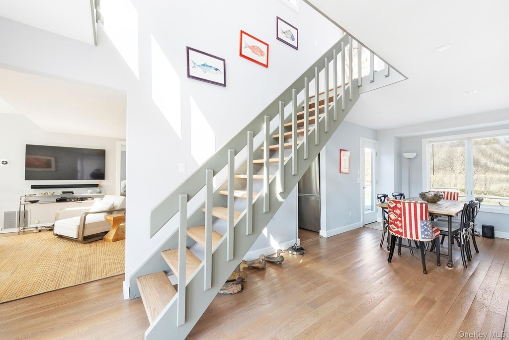 23 Landing Lane - Photo 0