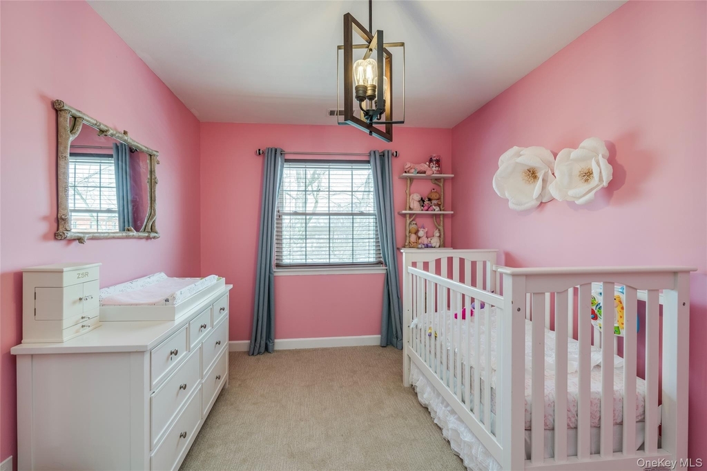 100 Woodlake Drive W - Photo 15